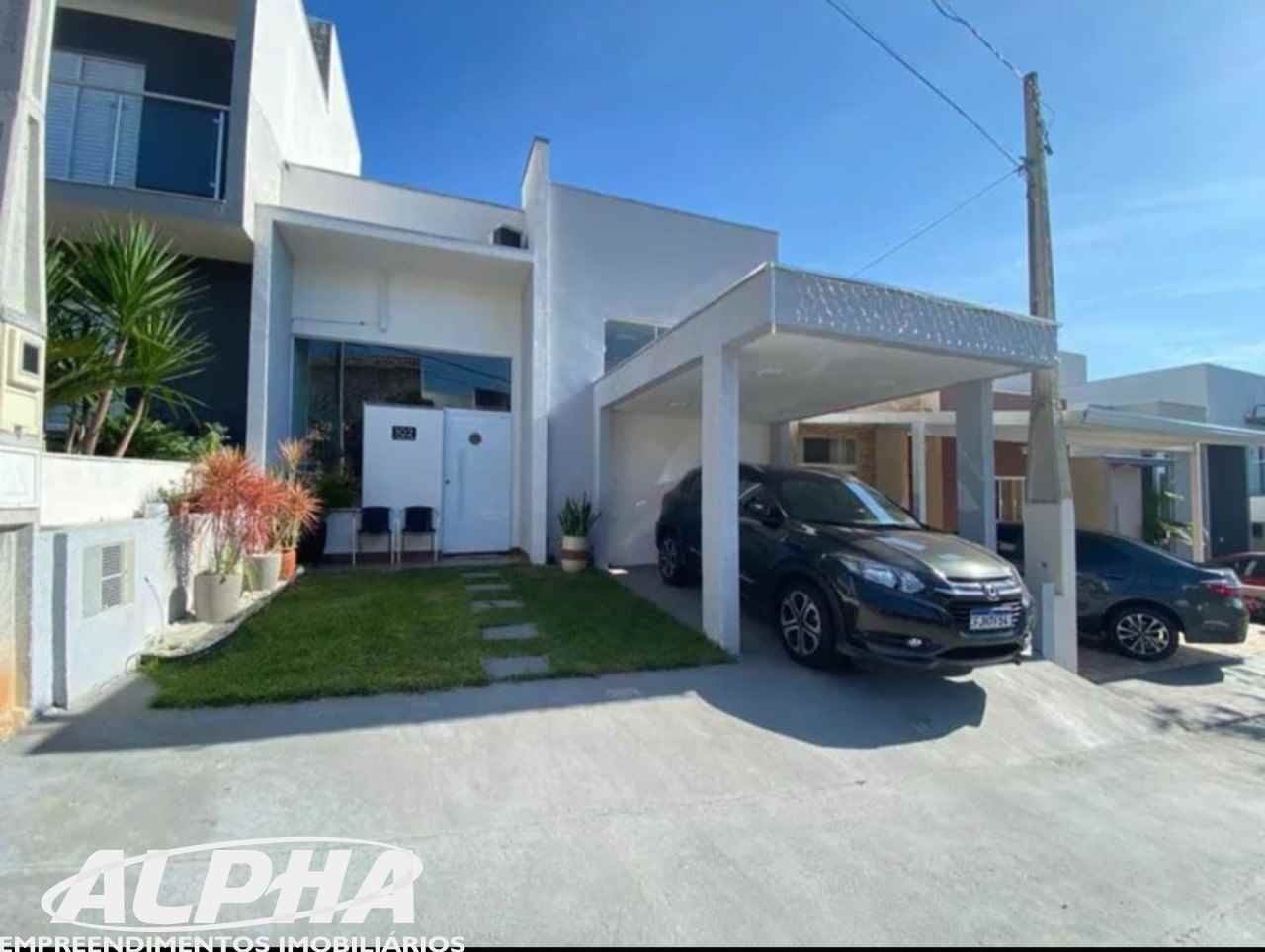 CASA 3D no bairro HORTO FLORESTAL em SOROCABA