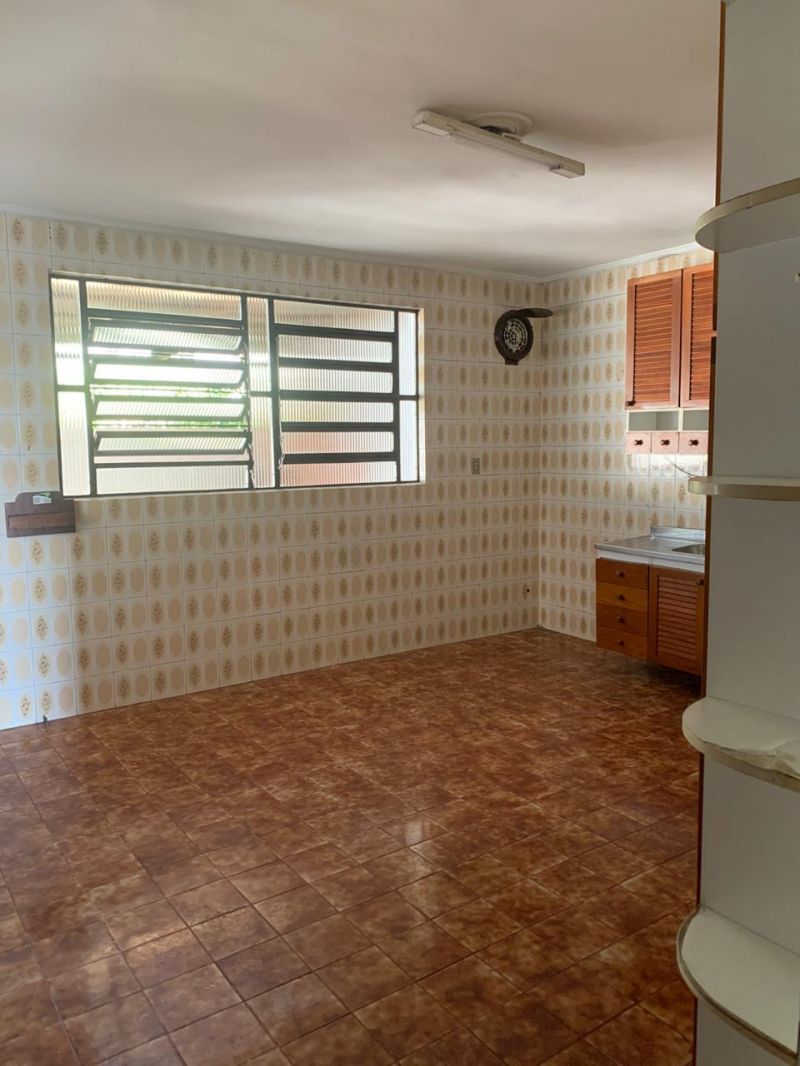 Casa 3 quartos  no bairro SANTO ANTONIO em PORTO ALEGRE