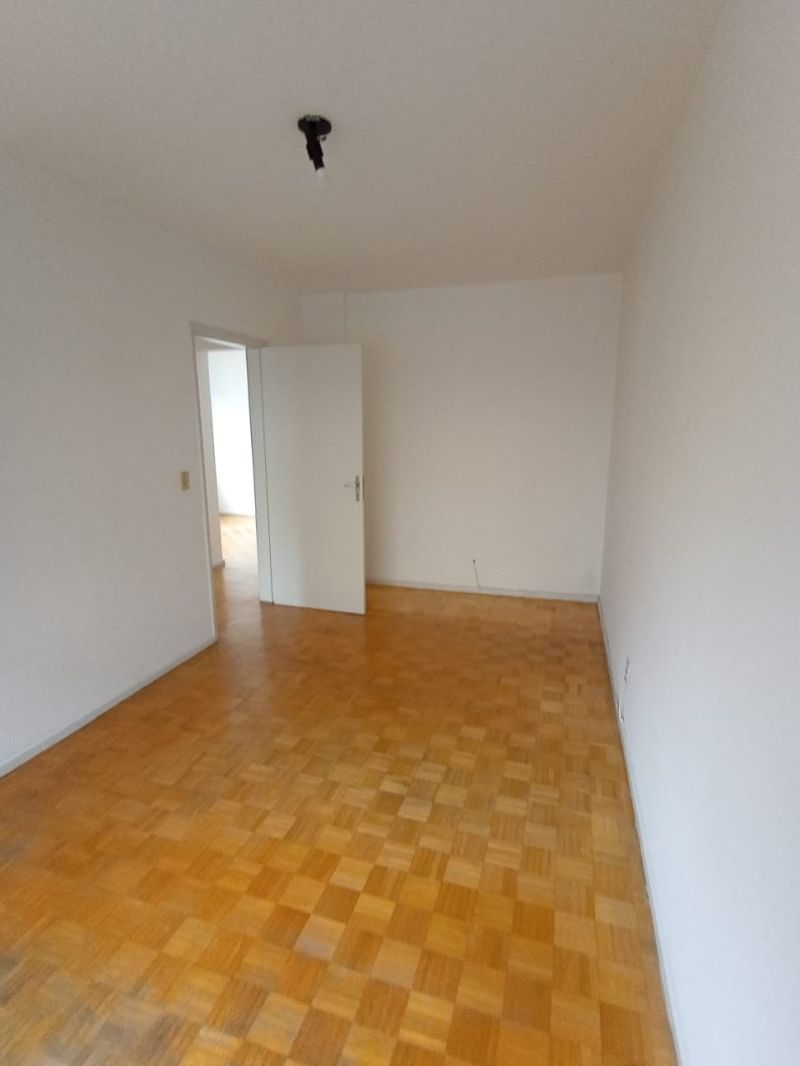Apto 2 quartos  no bairro PASSO DA AREIA em PORTO ALEGRE