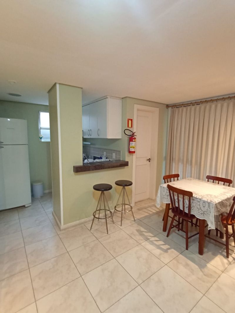 Apto 2 quartos  no bairro PASSO DA AREIA em PORTO ALEGRE
