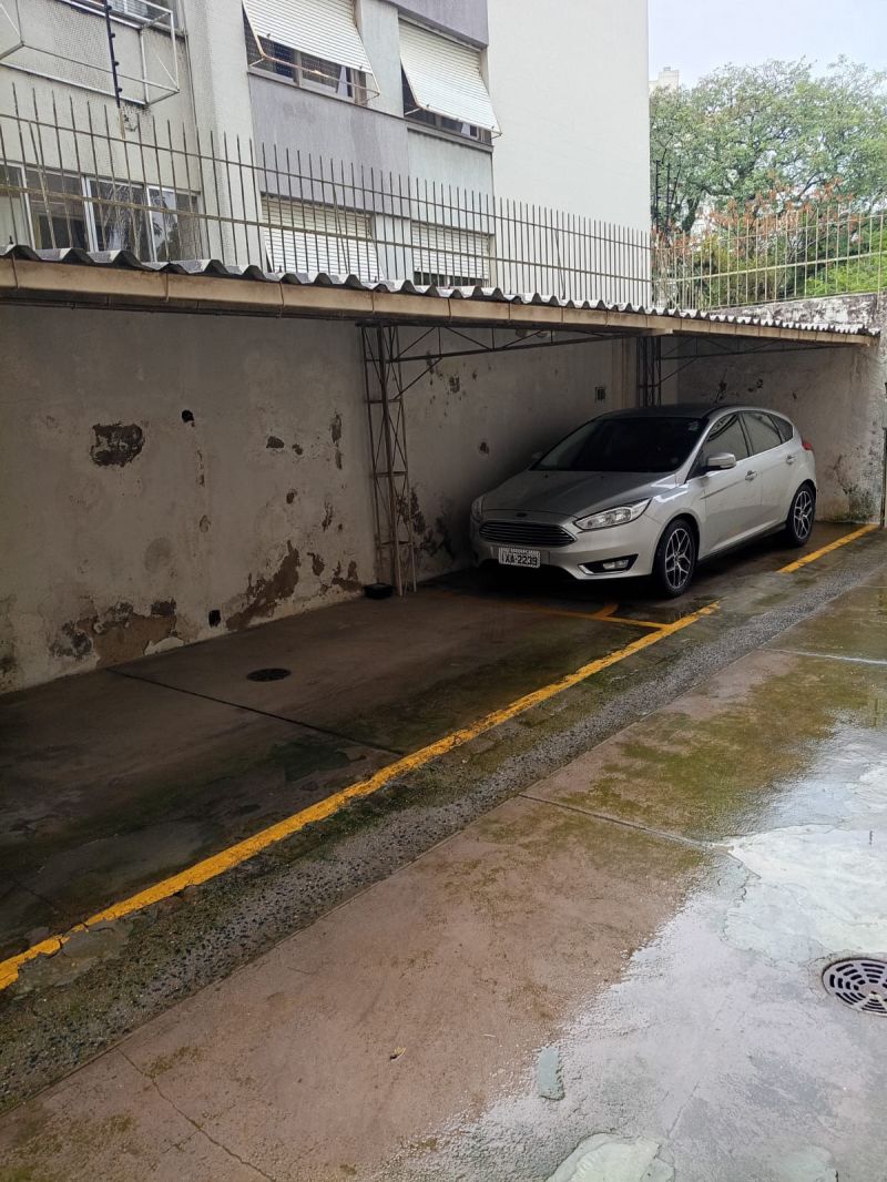 Apto 2 quartos  no bairro PASSO DA AREIA em PORTO ALEGRE