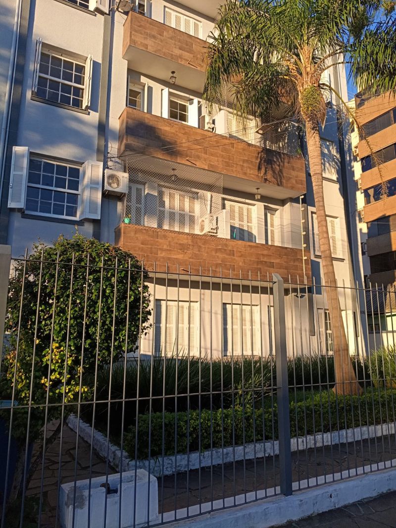Apto 2 quartos  no bairro FARROUPILHA em PORTO ALEGRE