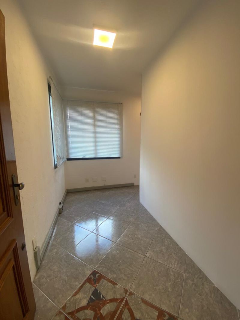 Sala no bairro MONT SERRAT em PORTO ALEGRE