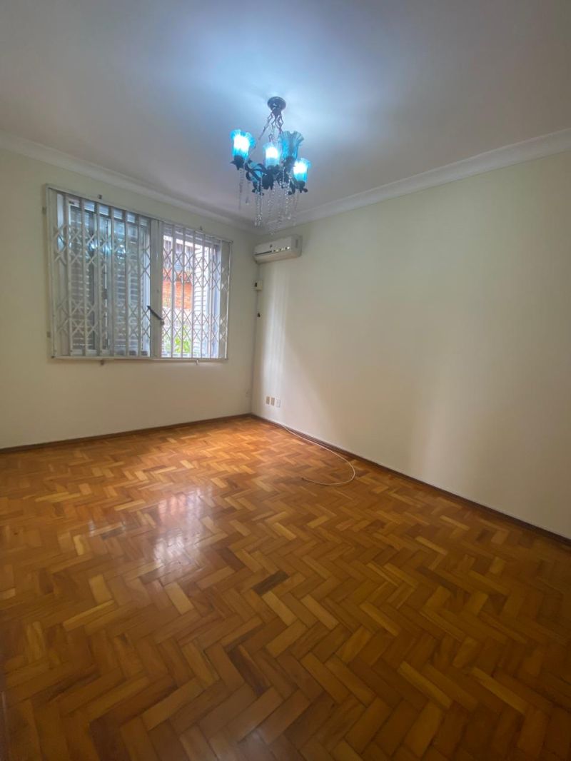 Apto 2 quartos  no bairro CAVALHADA em PORTO ALEGRE