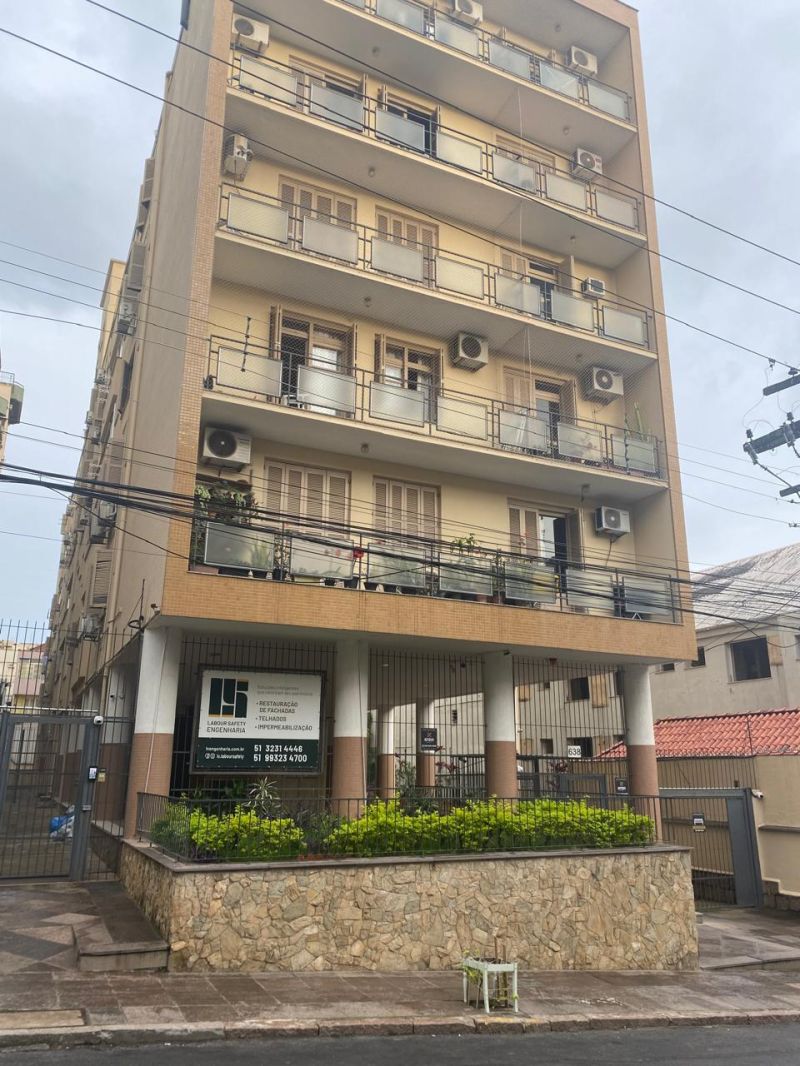 Apto 2 quartos  no bairro FLORESTA em PORTO ALEGRE
