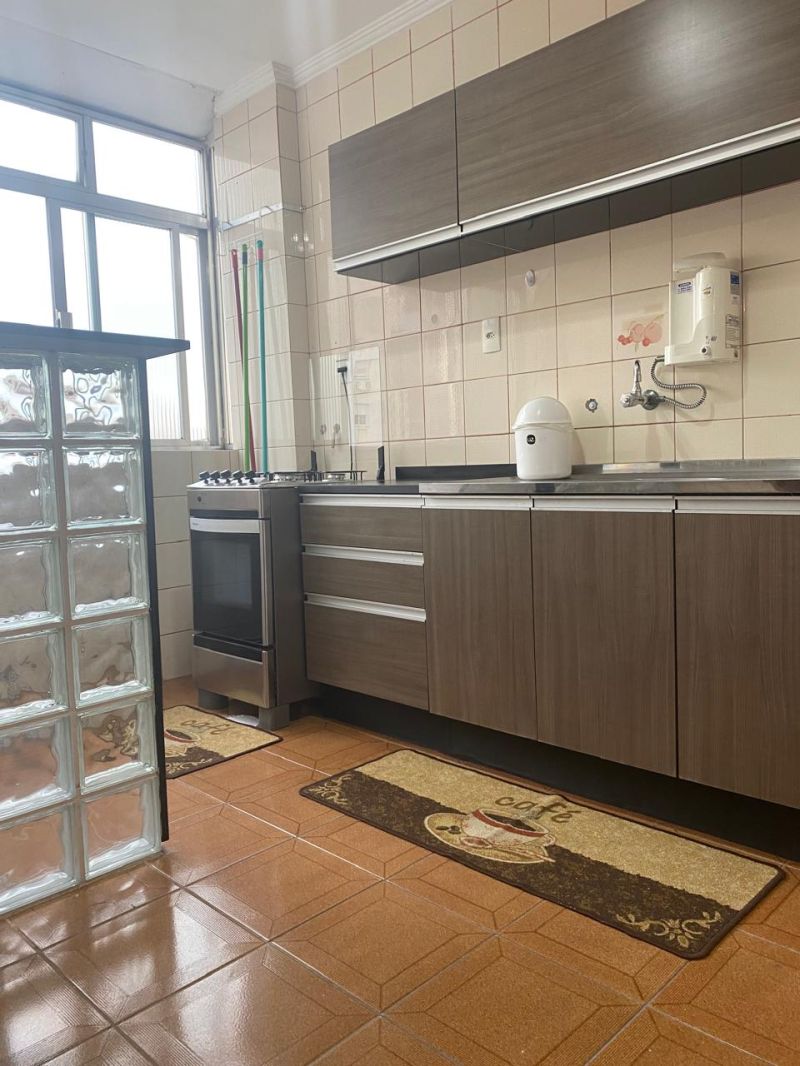 Apto 2 quartos  no bairro FLORESTA em PORTO ALEGRE