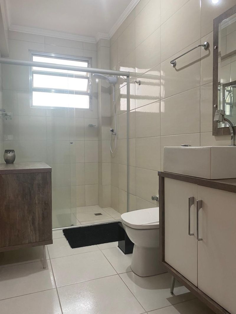 Apto 2 quartos  no bairro FLORESTA em PORTO ALEGRE