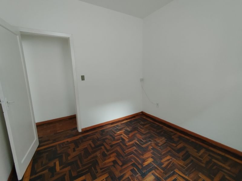 Apto 1 quarto  no bairro SANTO ANTONIO em PORTO ALEGRE