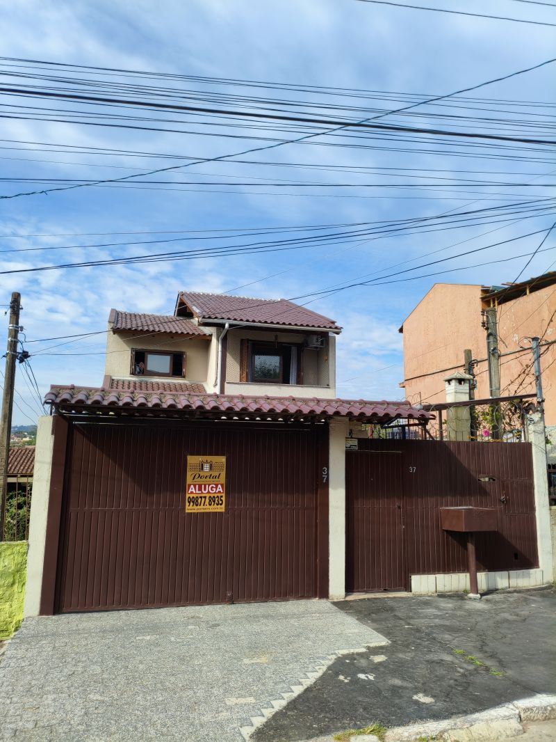 Casa 4 quartos  no bairro SANTA TEREZA em PORTO ALEGRE