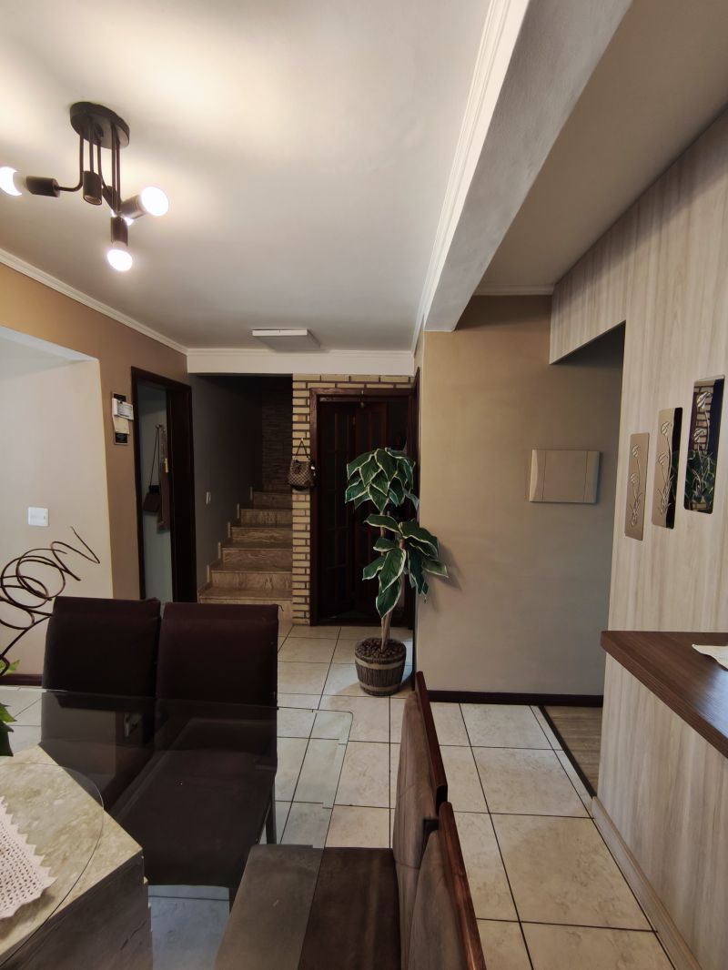 Casa 4 quartos  no bairro SANTA TEREZA em PORTO ALEGRE