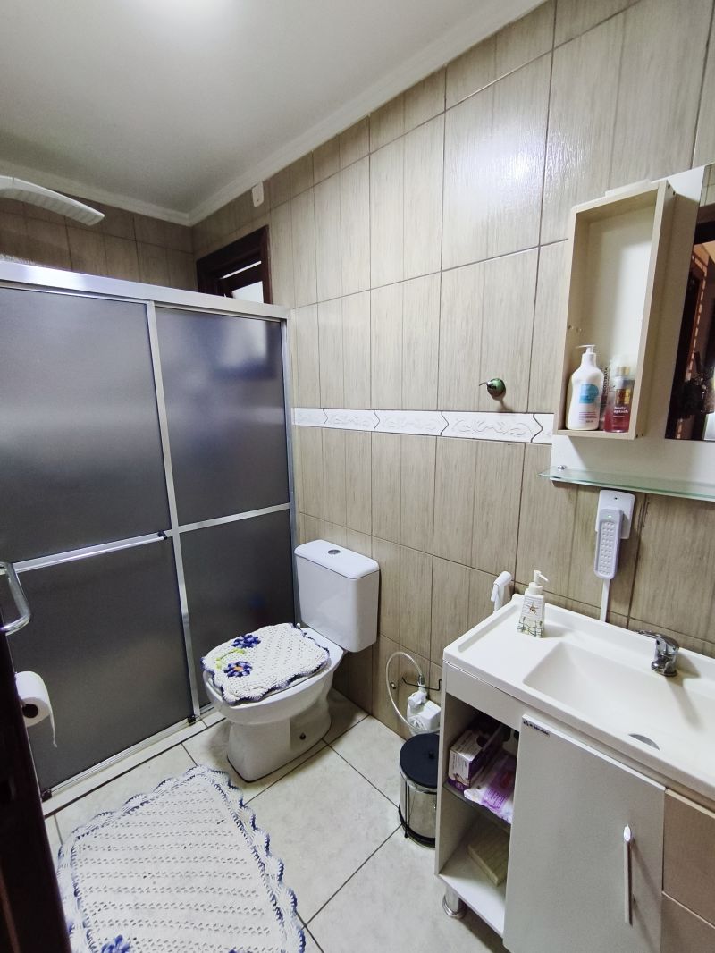 Casa 4 quartos  no bairro SANTA TEREZA em PORTO ALEGRE
