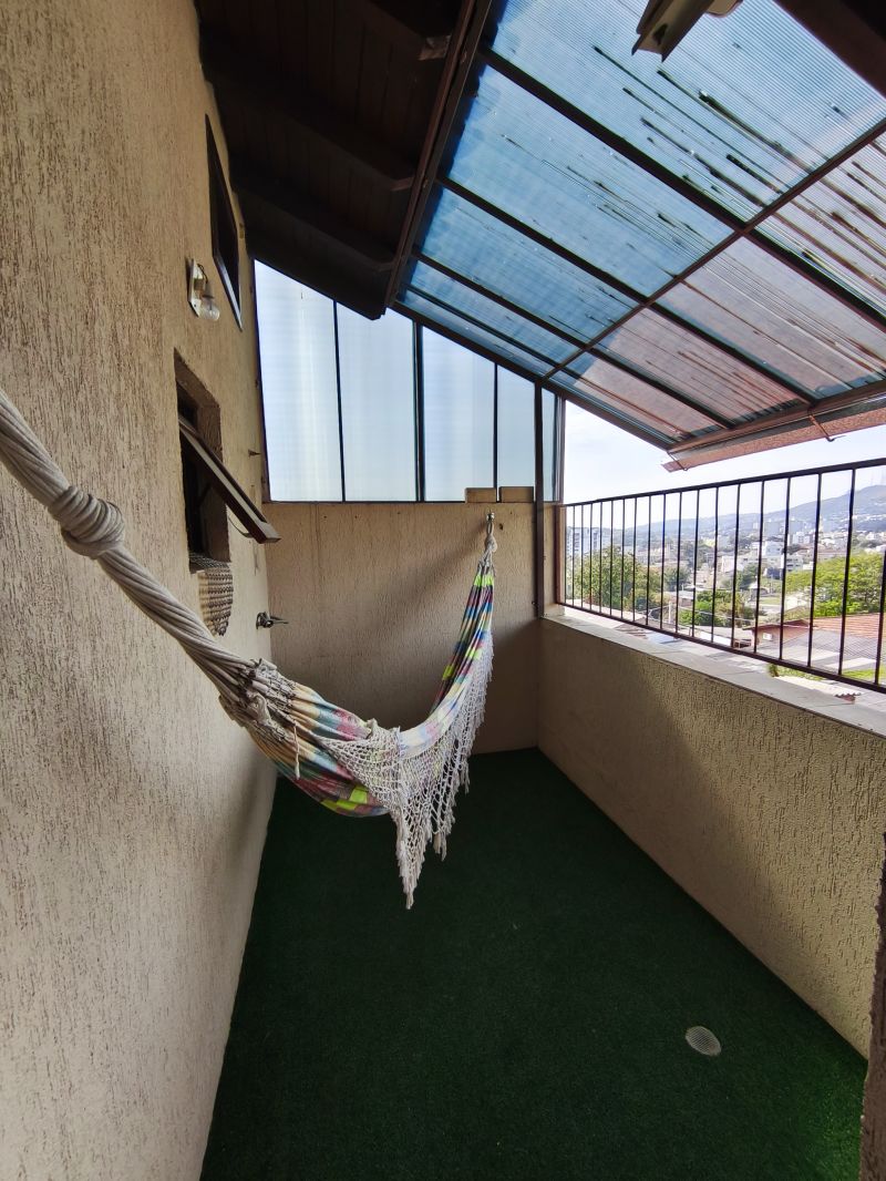 Casa 4 quartos  no bairro SANTA TEREZA em PORTO ALEGRE