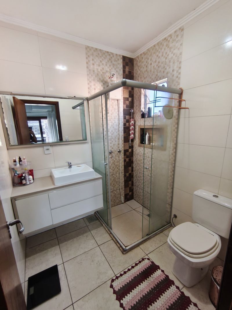 Casa 4 quartos  no bairro SANTA TEREZA em PORTO ALEGRE