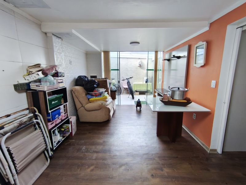 Casa 4 quartos  no bairro SANTA TEREZA em PORTO ALEGRE