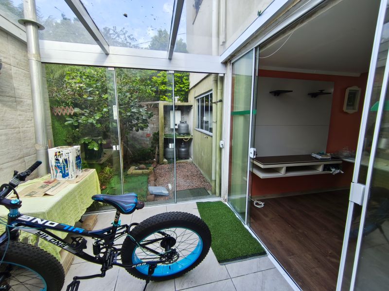 Casa 4 quartos  no bairro SANTA TEREZA em PORTO ALEGRE