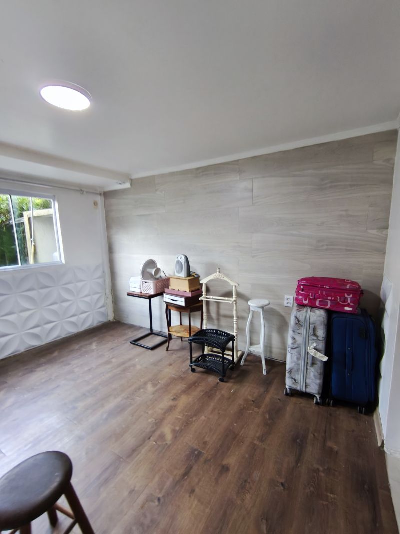Casa 4 quartos  no bairro SANTA TEREZA em PORTO ALEGRE