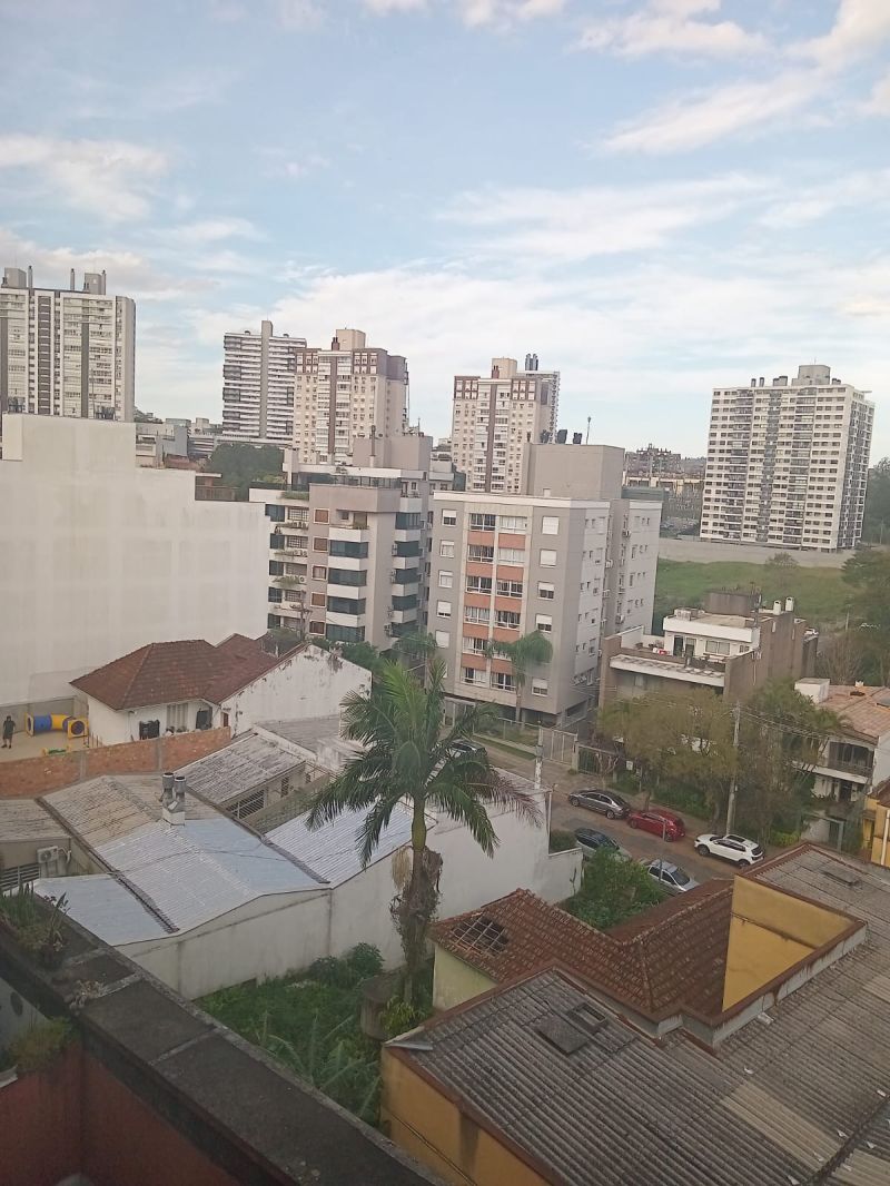 Sala no bairro RIO BRANCO em PORTO ALEGRE
