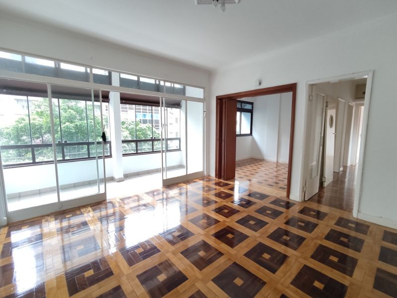 Apto 3 quartos  no bairro CENTRO HISTÓRICO em PORTO ALEGRE