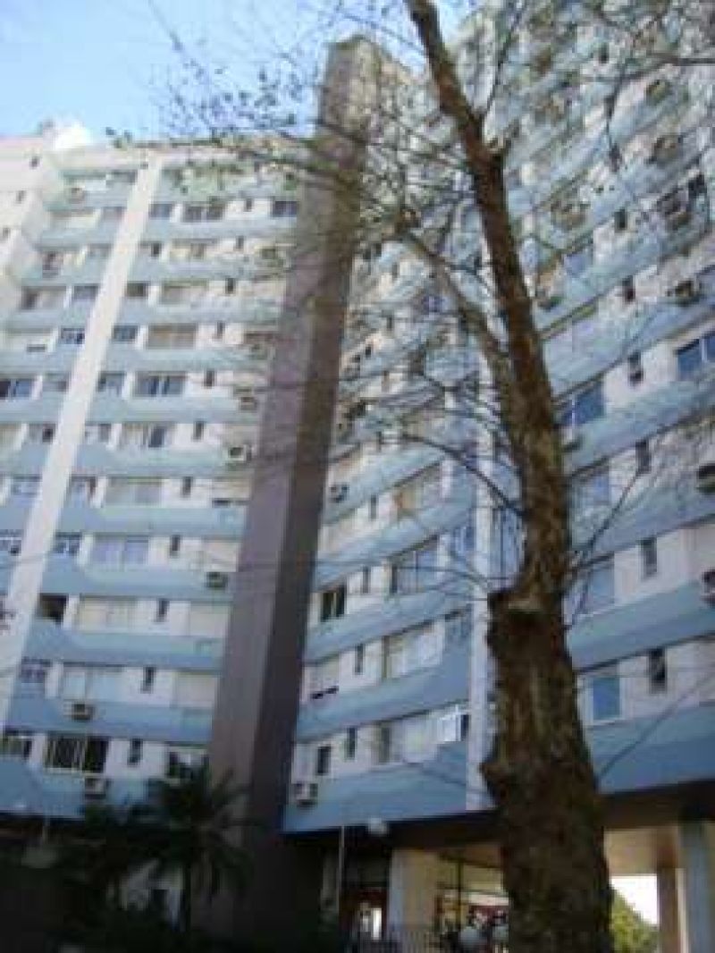 Apto no bairro FLORESTA em PORTO ALEGRE