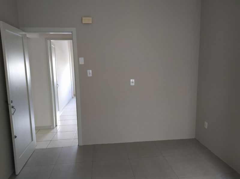 Apto 3 quartos  no bairro FARROUPILHA em PORTO ALEGRE