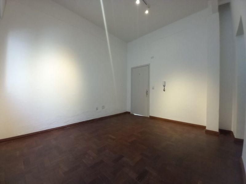 Kit / JK no bairro SANTANA em PORTO ALEGRE