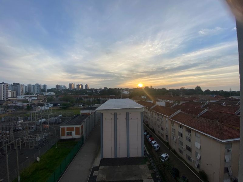 Apto 3 quartos  no bairro PASSO DA AREIA em PORTO ALEGRE