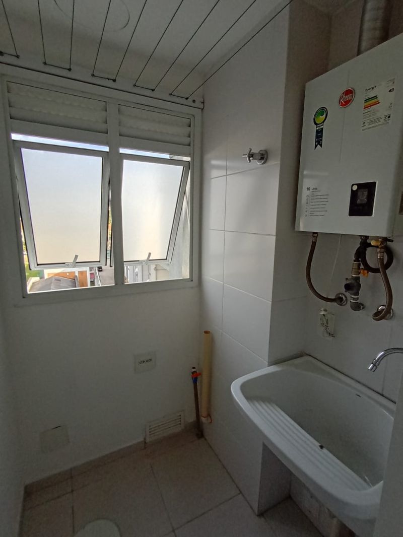 Apto 2 quartos  no bairro PASSO DA AREIA em PORTO ALEGRE