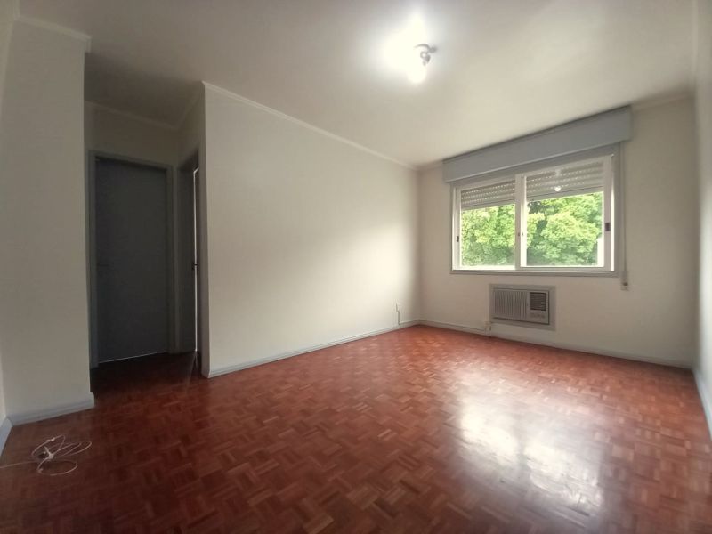 Apto 1 quarto  no bairro SANTO ANTONIO em PORTO ALEGRE