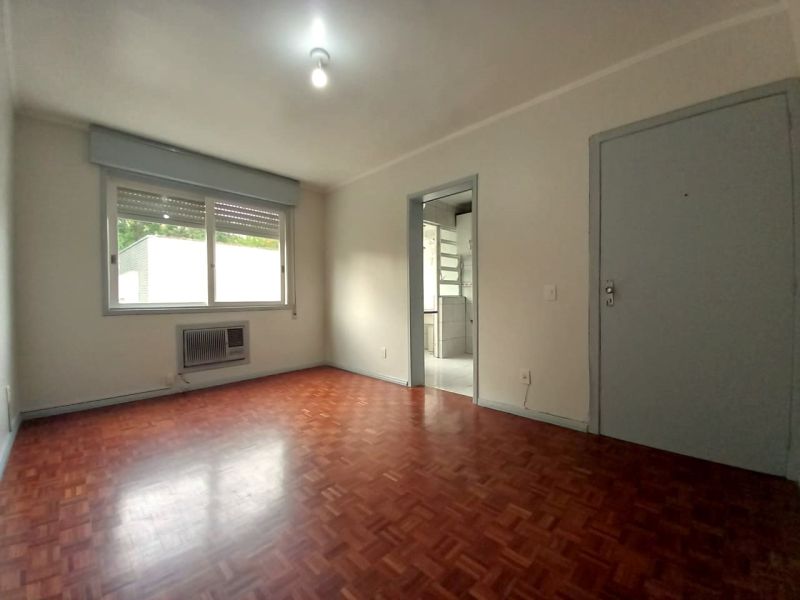 Apto 1 quarto  no bairro SANTO ANTONIO em PORTO ALEGRE