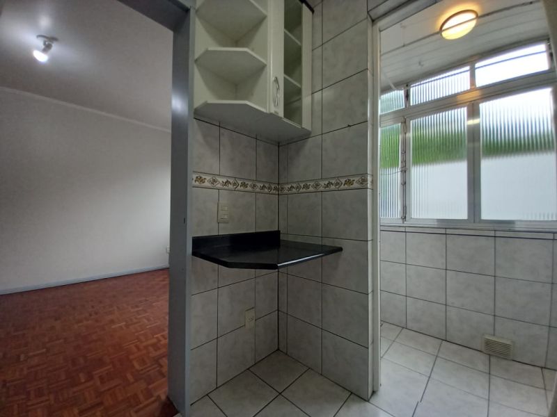 Apto 1 quarto  no bairro SANTO ANTONIO em PORTO ALEGRE