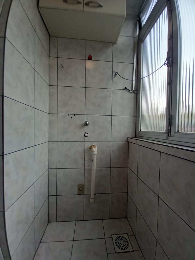 Apto 1 quarto  no bairro SANTO ANTONIO em PORTO ALEGRE