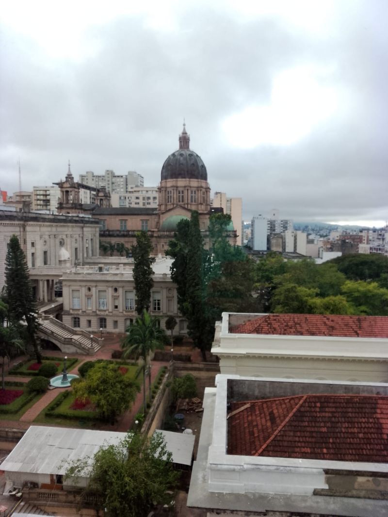 Apto 1 quarto  no bairro CENTRO em PORTO ALEGRE