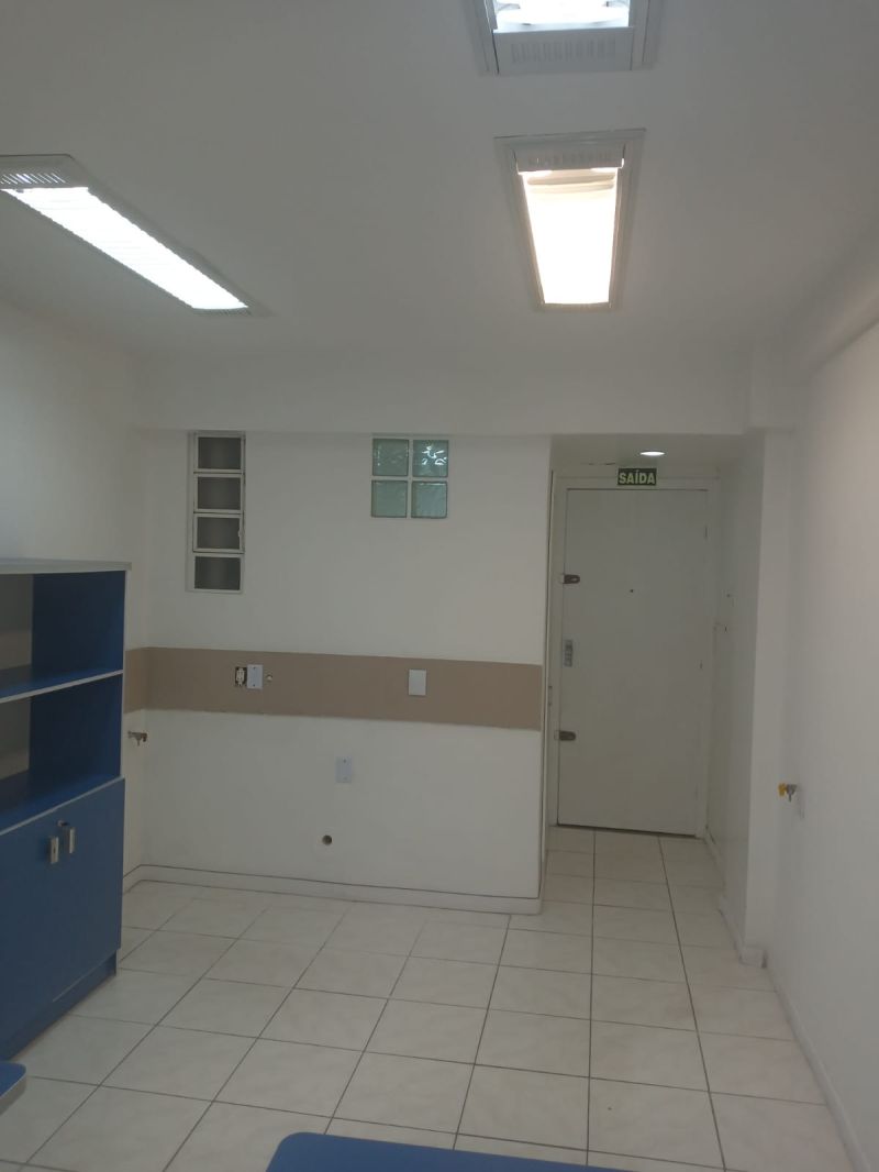 Sala no bairro CENTRO HISTÓRICO em PORTO ALEGRE