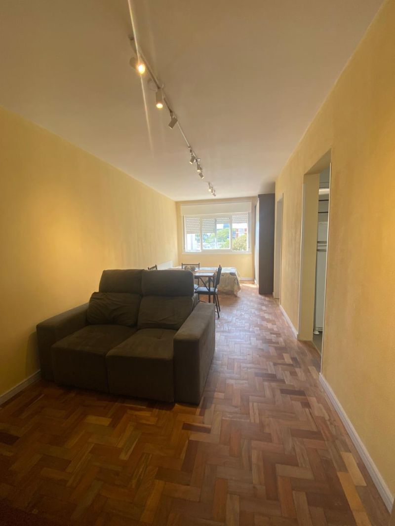 Kit / JK no bairro PARTENON em PORTO ALEGRE