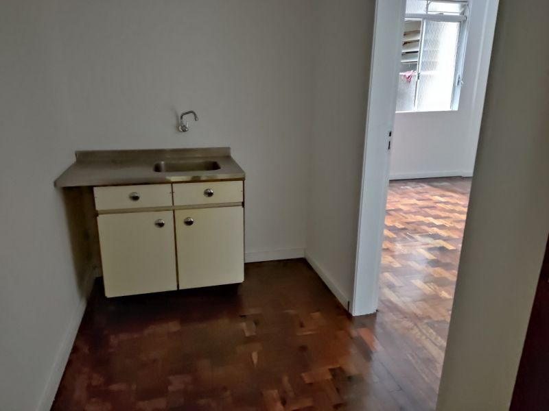 Kit / JK no bairro CENTRO HISTÓRICO em PORTO ALEGRE