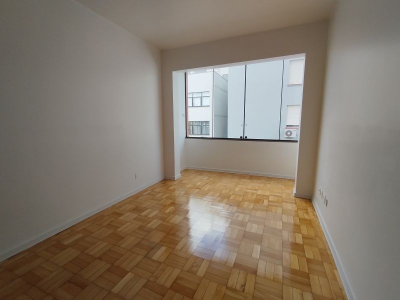 Apto 3 quartos  no bairro CIDADE BAIXA em PORTO ALEGRE