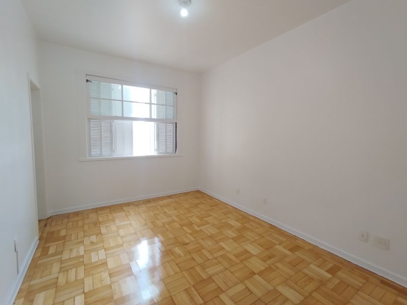 Apto 3 quartos  no bairro CIDADE BAIXA em PORTO ALEGRE