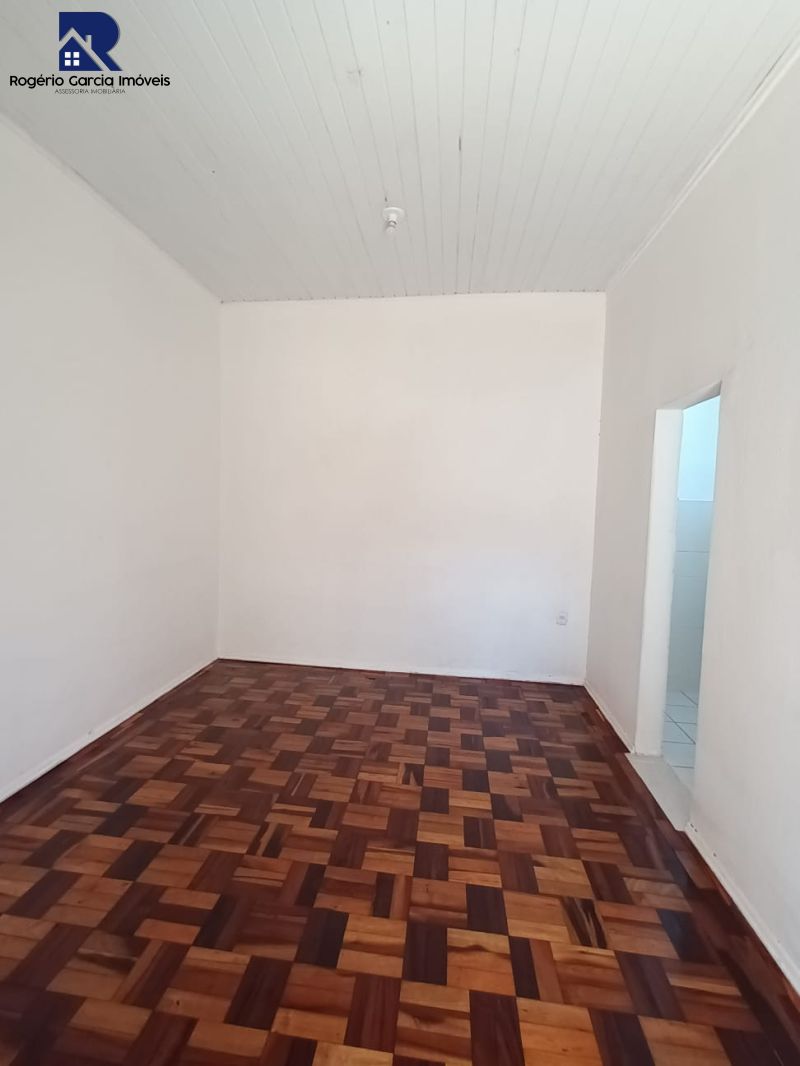 CASA 1 dormitório no bairro VILA JOÃO PESSOA em PORTO ALEGRE