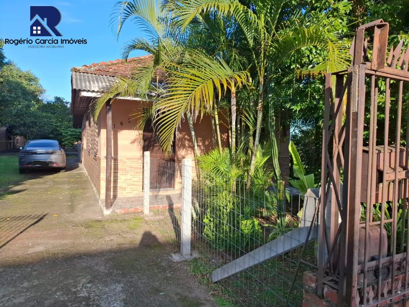 CASA 2 dormitórios no bairro PARQUE SANTA FÉ em GRAVATAI