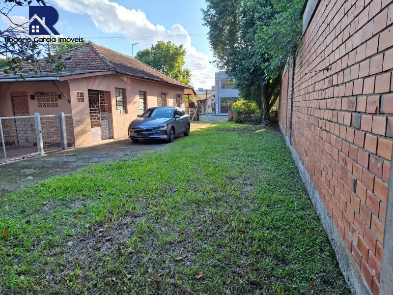 CASA 2 dormitórios no bairro PARQUE SANTA FÉ em GRAVATAI
