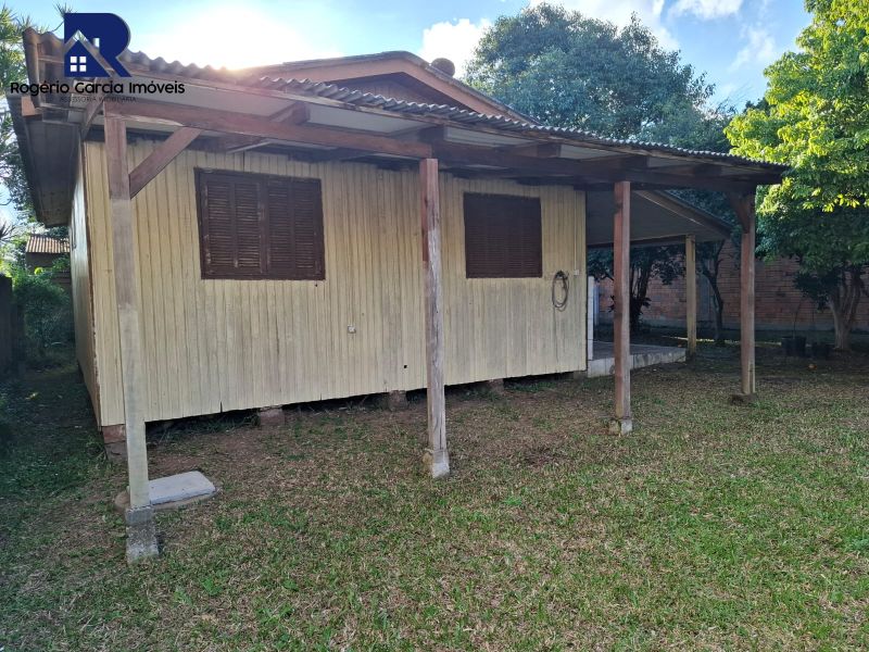CASA 2 dormitórios no bairro PARQUE SANTA FÉ em GRAVATAI