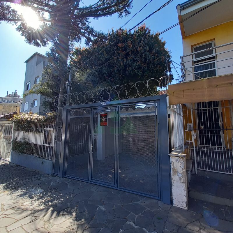 Casa 1 Dorm no bairro Partenon em Porto Alegre