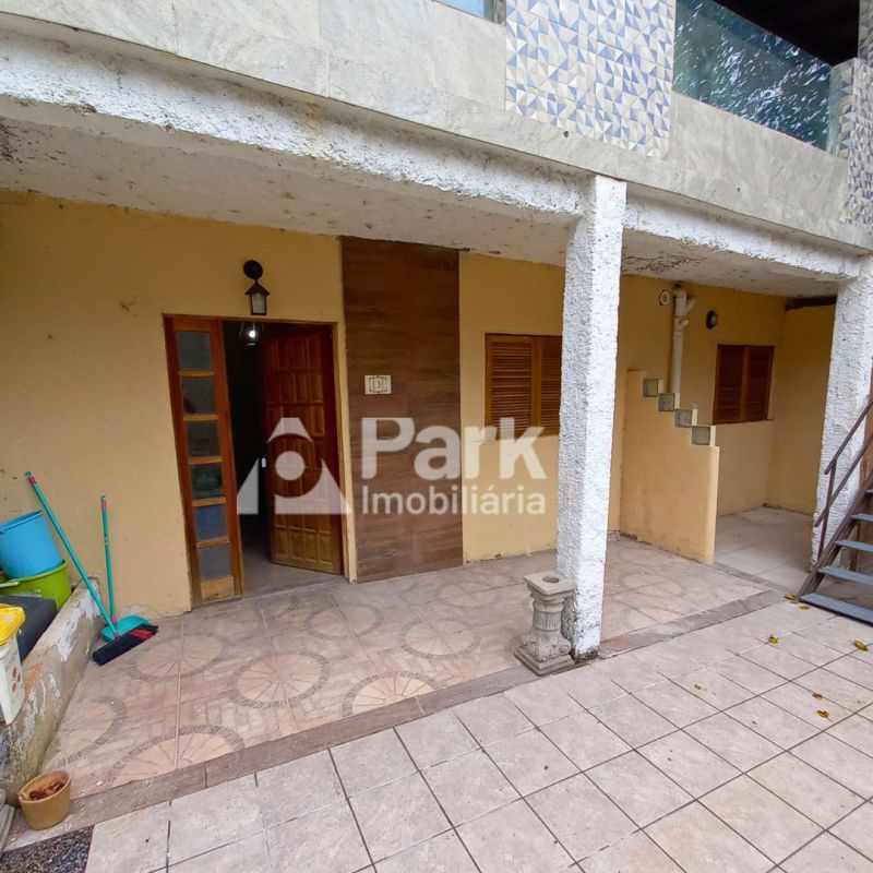 Casa/Fundos 2 Dorm no bairro Partenon em Porto Alegre