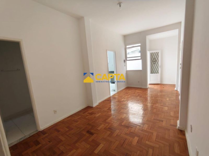 APARTAMENTO 2D  no bairro GRAJAÚ em RIO DE JANEIRO
