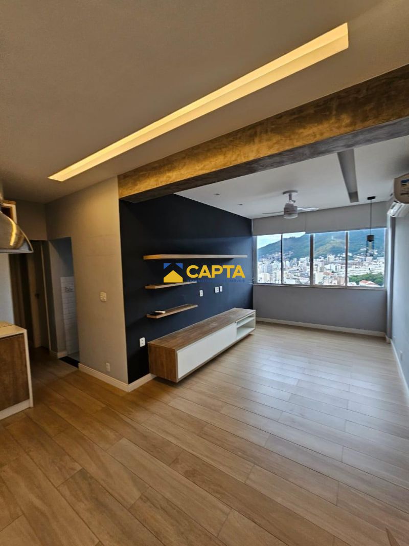 OPORTUNIDADE  APARTAMENTO IMPECÁVEL NA BARÃO DE MESQUITA. Entrar e morar  zero obra!