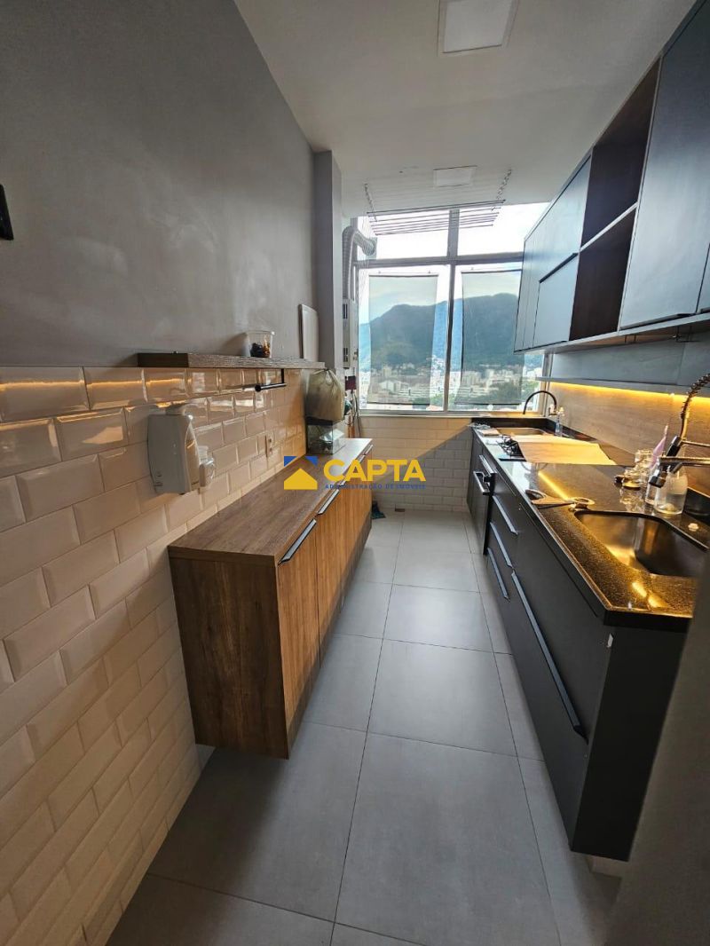 OPORTUNIDADE  APARTAMENTO IMPECÁVEL NA BARÃO DE MESQUITA. Entrar e morar  zero obra!