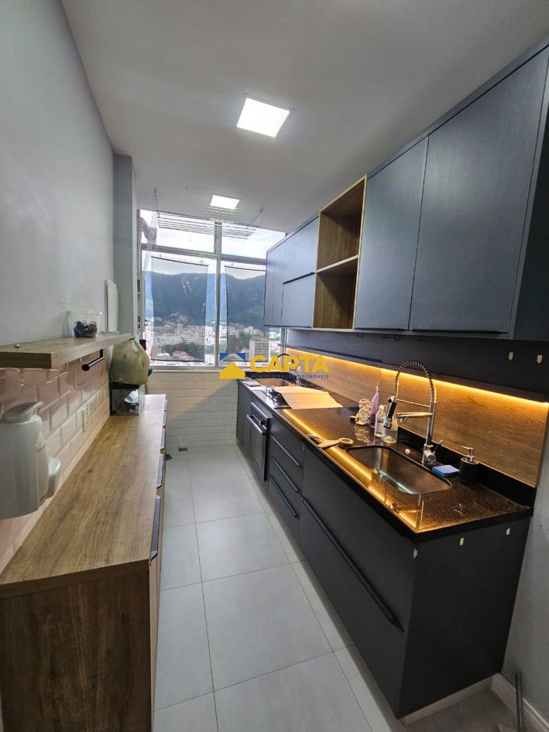 OPORTUNIDADE  APARTAMENTO IMPECÁVEL NA BARÃO DE MESQUITA. Entrar e morar  zero obra!