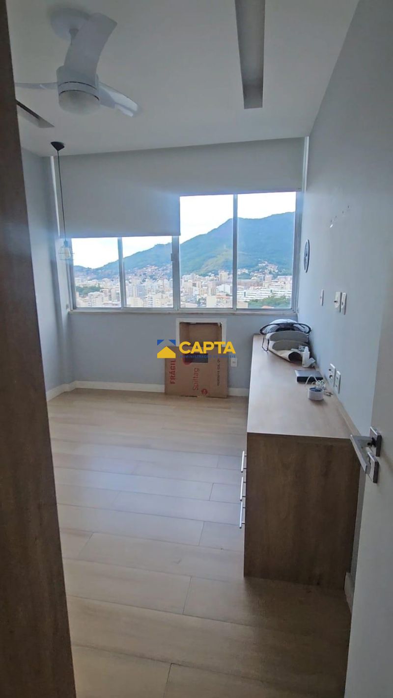 OPORTUNIDADE  APARTAMENTO IMPECÁVEL NA BARÃO DE MESQUITA. Entrar e morar  zero obra!