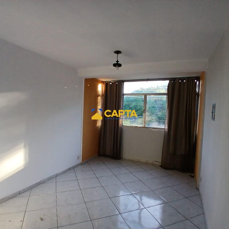 APARTAMENTO À VENDA EM IRAJÁ  ÓTIMA OPORTUNIDADE!