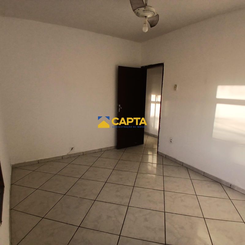 APARTAMENTO À VENDA EM IRAJÁ  ÓTIMA OPORTUNIDADE!